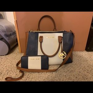 Michael Kor’s Large bag and wristlet